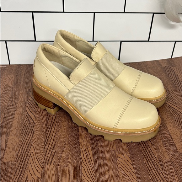 Sorel Joan Now Classic Loafer Bleached Ceramic Gum NL5036-165 Women's 8.5 - Picture 1 of 8